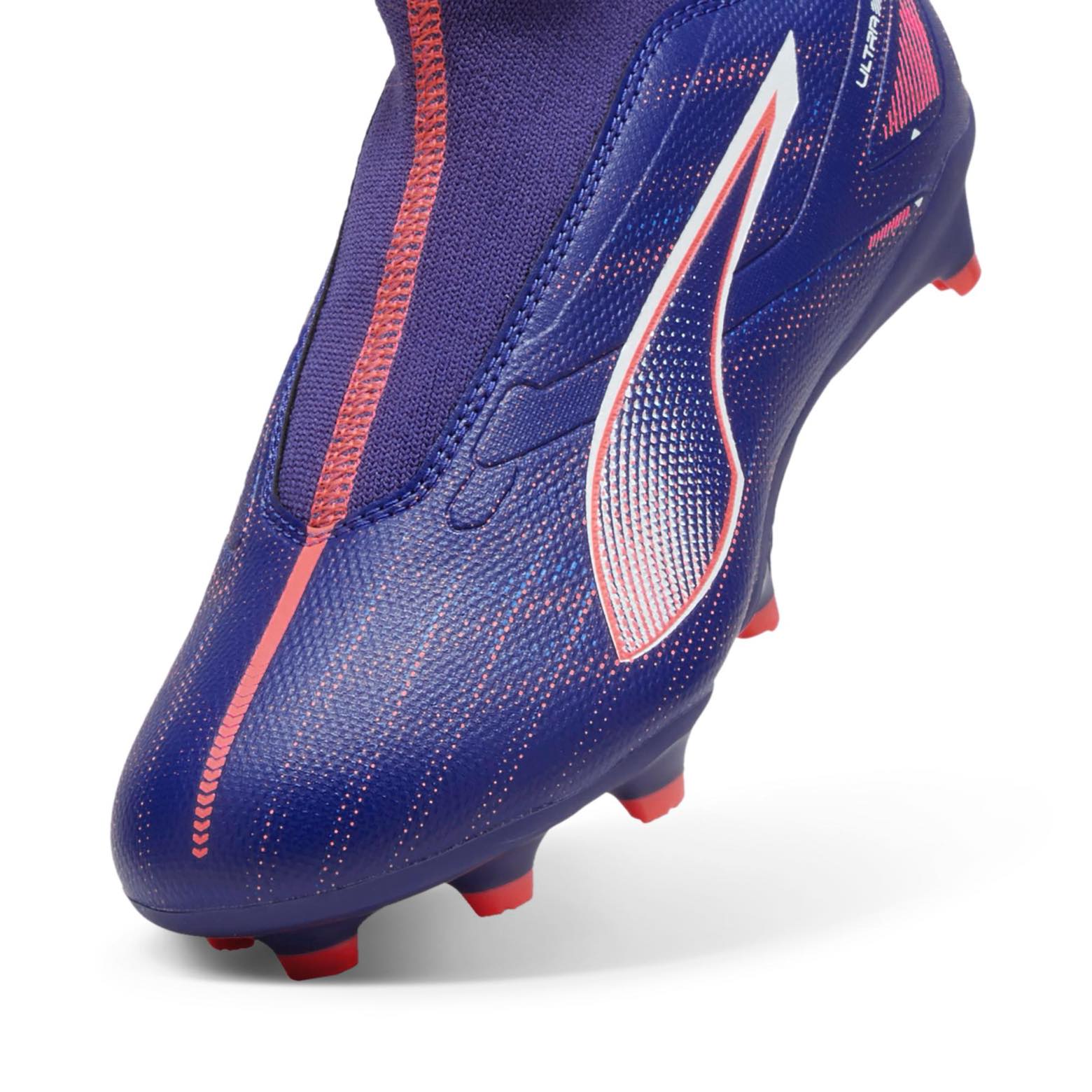 PUMA ULTRA 5 Match+ LL FG/AG Jr. Firm Ground Puma
