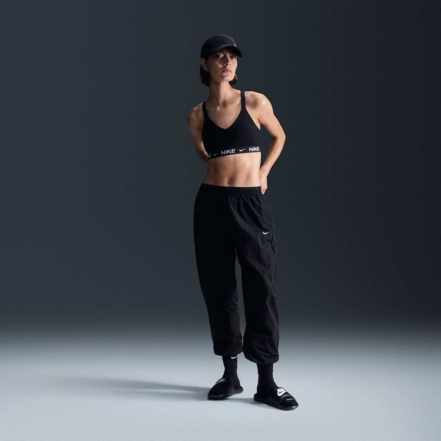 Nike Indy Medium-Support Training Tops Nike