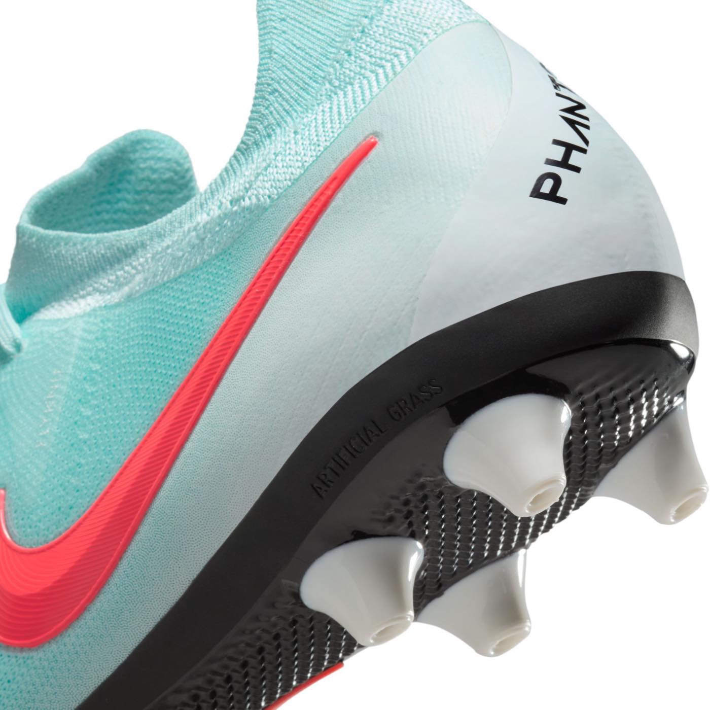 Nike Phantom GX 2 Pro AG Artificial Grass Nike