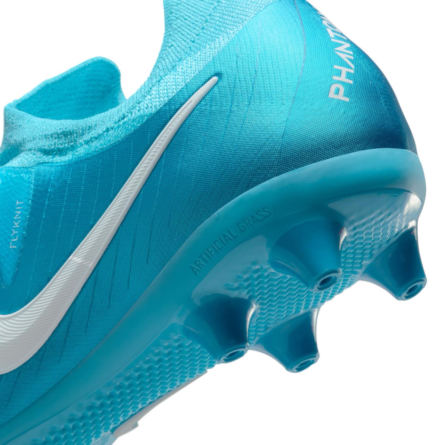 Nike Phantom GX 2 Pro AG Artificial Grass Nike