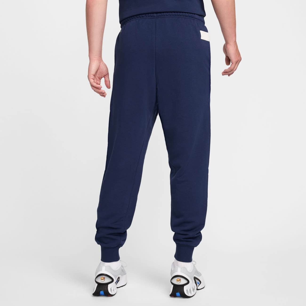 Paris Saint-Germain Standard Issue Licensed Pants Nike