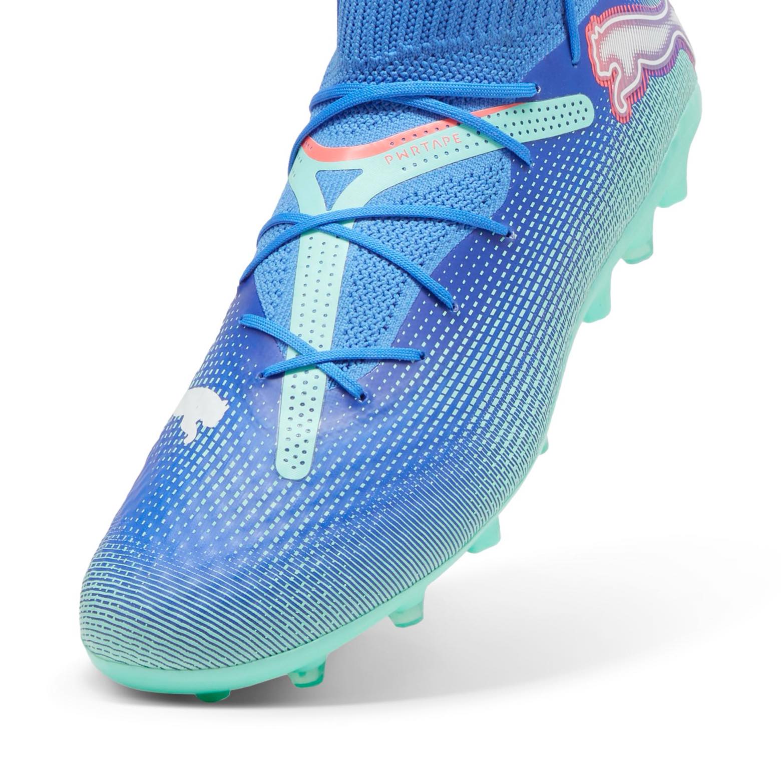 PUMA FUTURE 7 Pro MG Multi-Ground Soccer Cleats on artificial grass