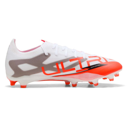 PUMA ULTRA 5 Match FG/AG Soccer Cleats with SPEEDSYSTEM outsole and FastTrax studs for explosive speed and optimal traction.