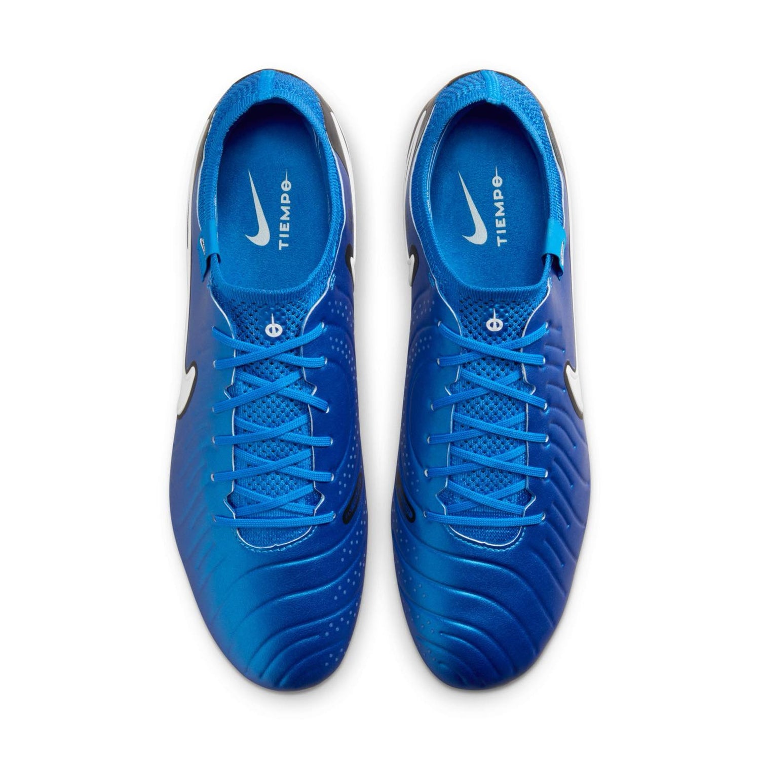 Nike Tiempo Legend 10 Elite FG for enhanced performance on firm-ground pitches