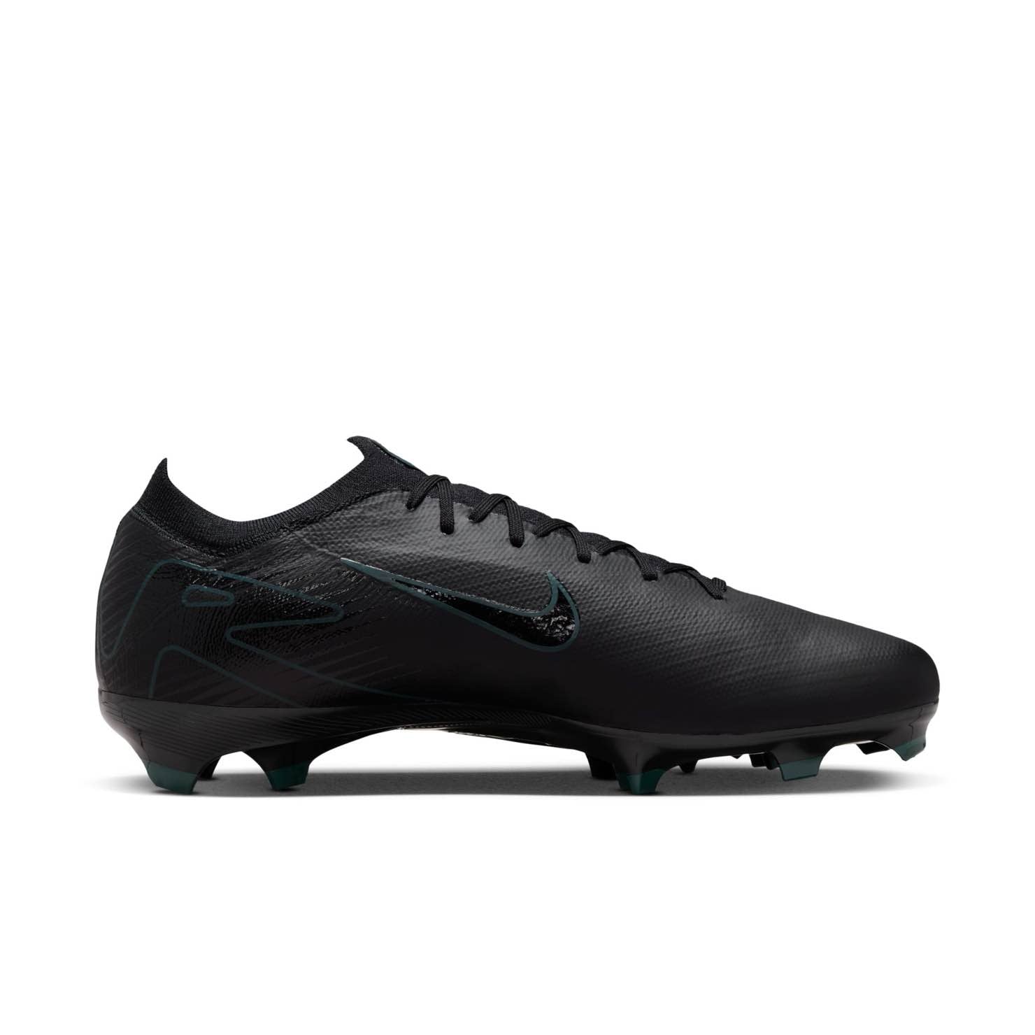 Nike Mercurial Vapor 16 Pro FG Low-Top Soccer Cleats