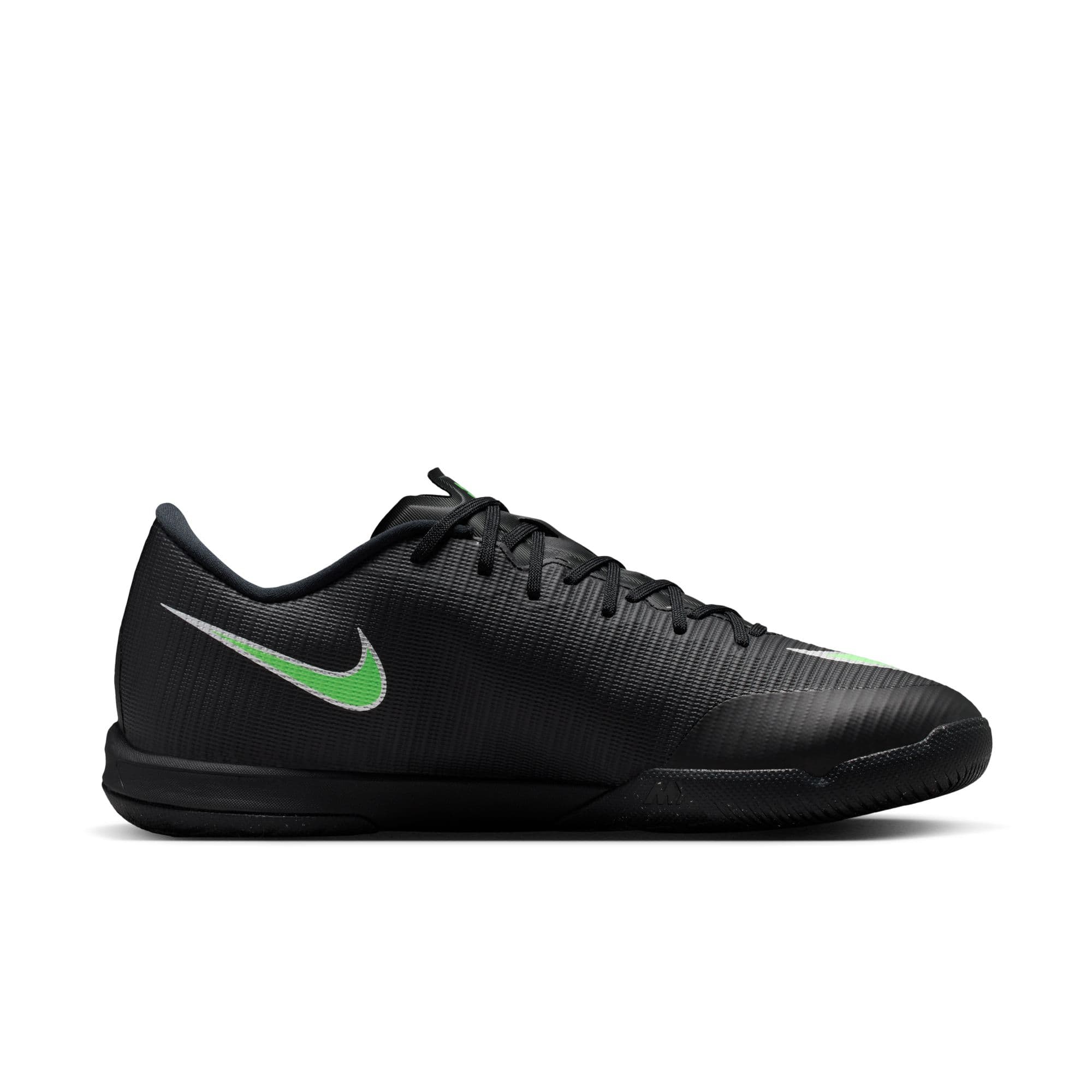 Nike Mercurial Vapor 17 Academy IC indoor soccer shoes side view