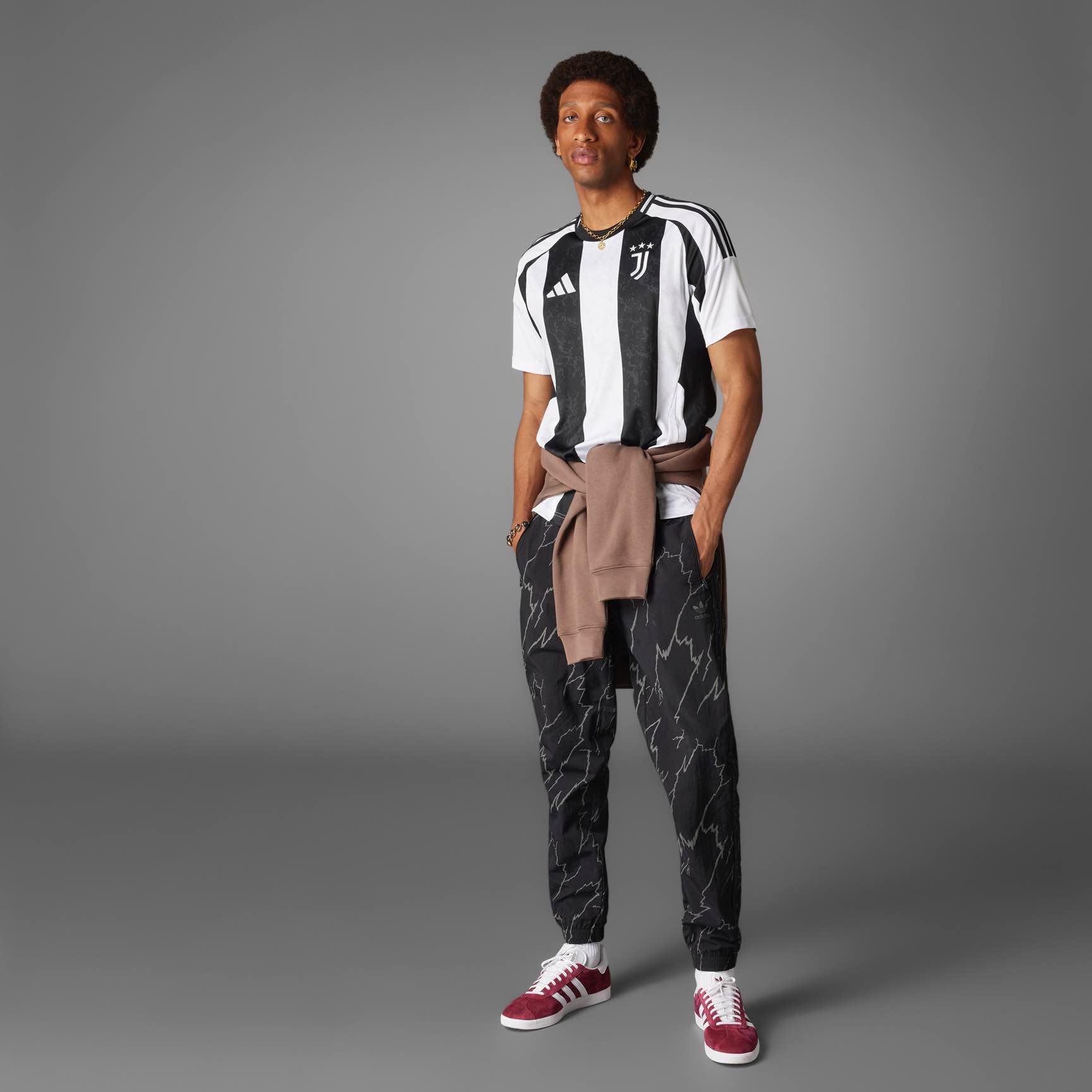 Juventus 24/25 Home Jersey Licensed Jerseys adidas 