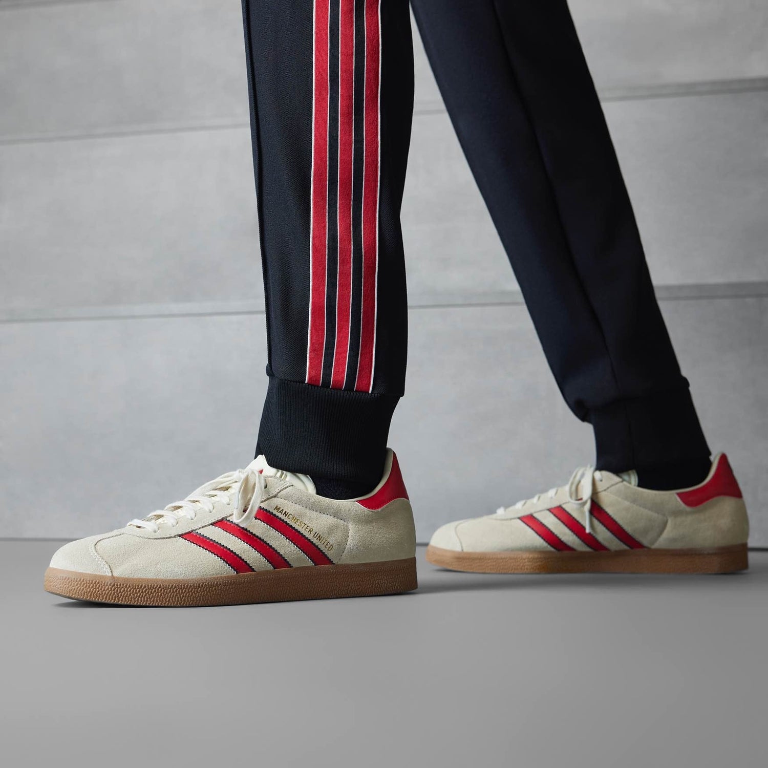 adidas Gazelle Manchester United Terrace Icons Shoes Lifestyle adidas 